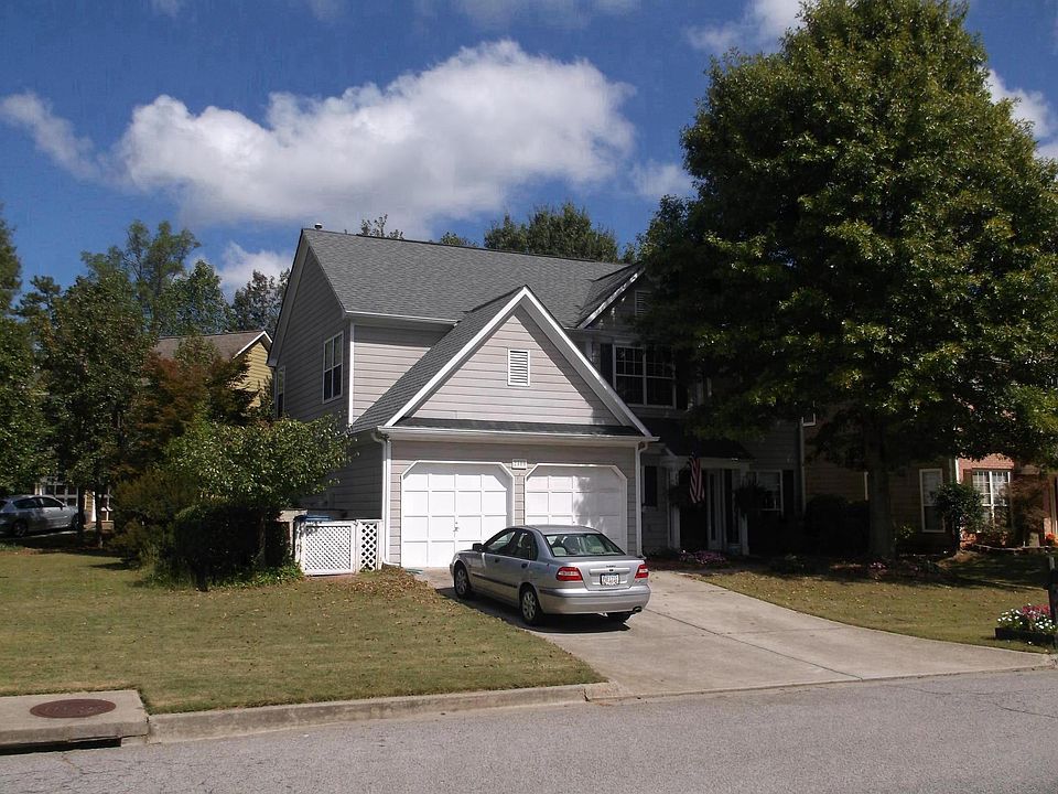 Front with 2 Car Garage, large side yard, & Cul-De-Sac - 16x