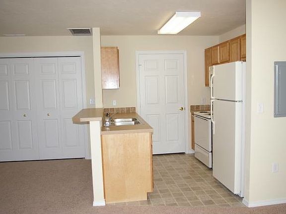 Kitchen / Laundry Room
