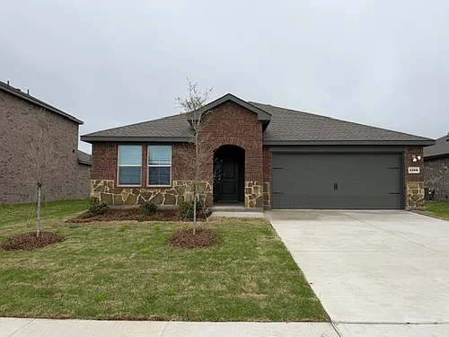 1208 Riverbrook Ln Photo 1