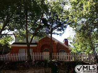 526 Ten Mile Dr, Desoto, TX 75115