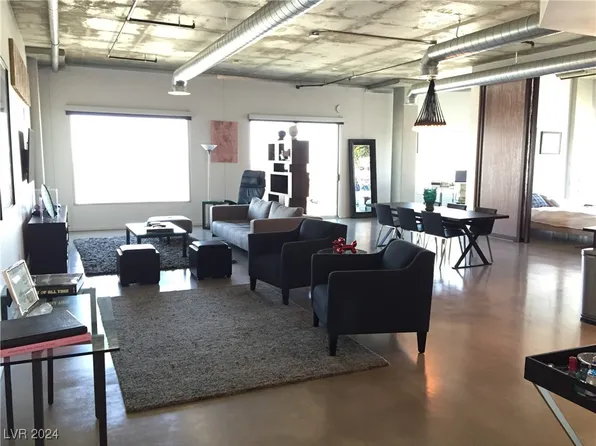 900 Las Vegas Blvd N #813, Las Vegas, NV 89101