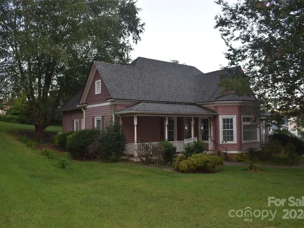 50 N Spring St, Old Fort, NC 28762