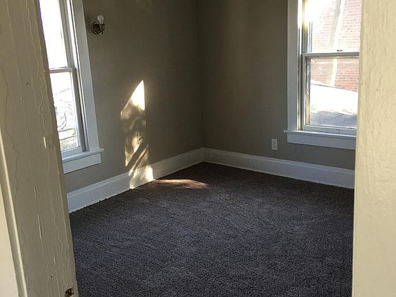 5th image of 720 Miller Ave