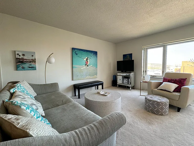 4545 Wornall Rd #1108 — Photo 3