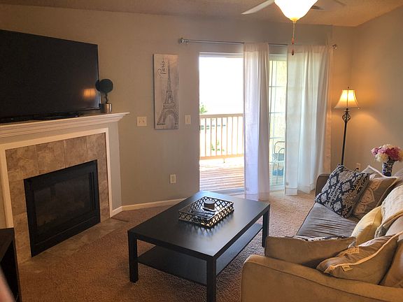 5th image of 480 N Madison Ave Unit 10