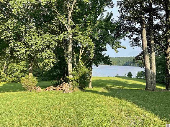 4th image of 9 Donaldson Shores Dr #9