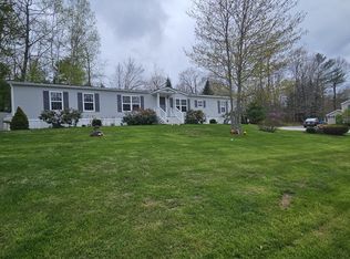 4 Hilltop Ct, Turner, ME 04282