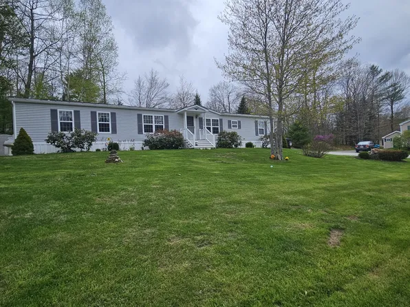 4 Hilltop Court, Turner, ME 04282
