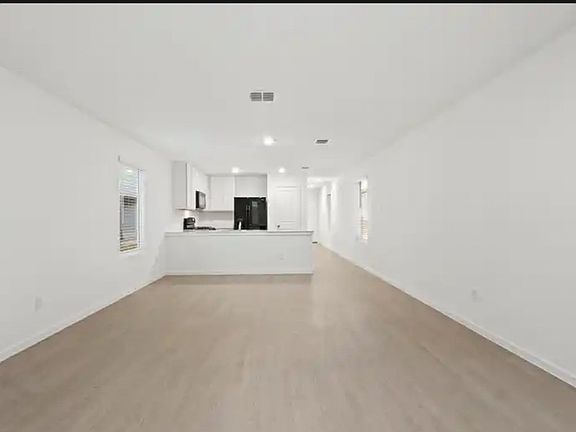 5th image of 801 Wagtail Dr