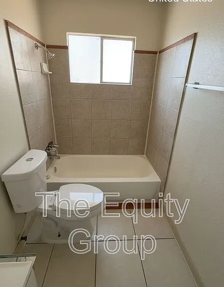 311 E Elm St #7 — Photo 9