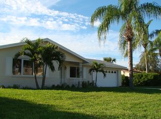 206 School Rd, Indian Harbour Beach, FL 32937