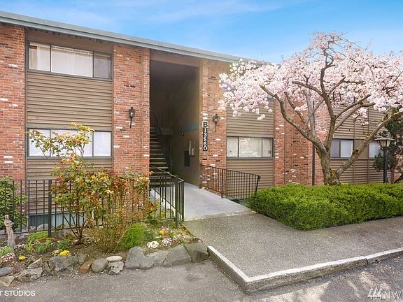 3rd image of 13560 37th Ave S APT 28