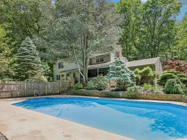 36 Wehrli Rd, Washington Twp., NJ 07853