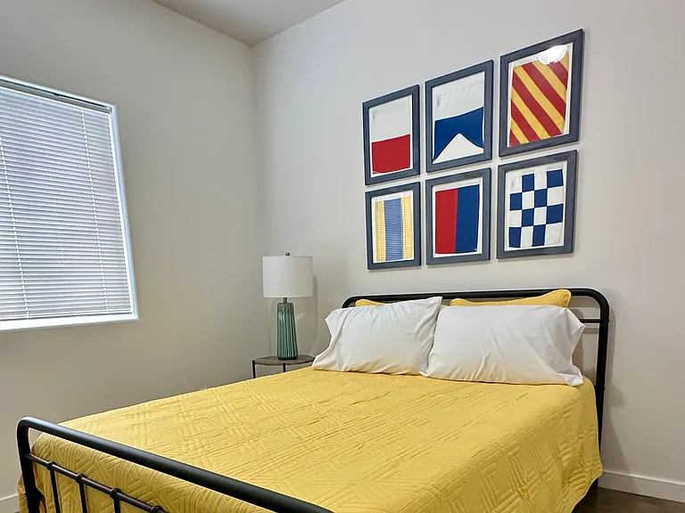 504 S Alder St #4 — Photo 11