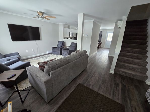 2 Hunters Way #B, Ellsworth, ME 04605