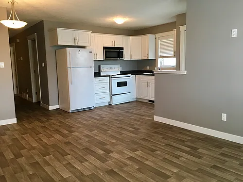 844 Rae St #B Photo 1