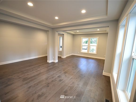 3rd image of 11814 Interlaaken Drive