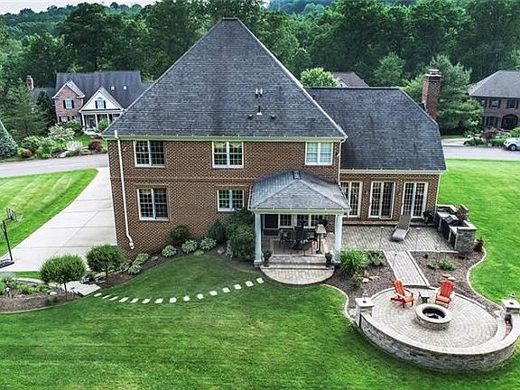 3rd image of 333 Frey Dr