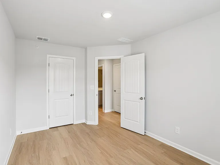 Quinn Residences at Pates Creek — Photo 42