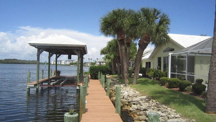 2nd image of 25 Harbor Cir
