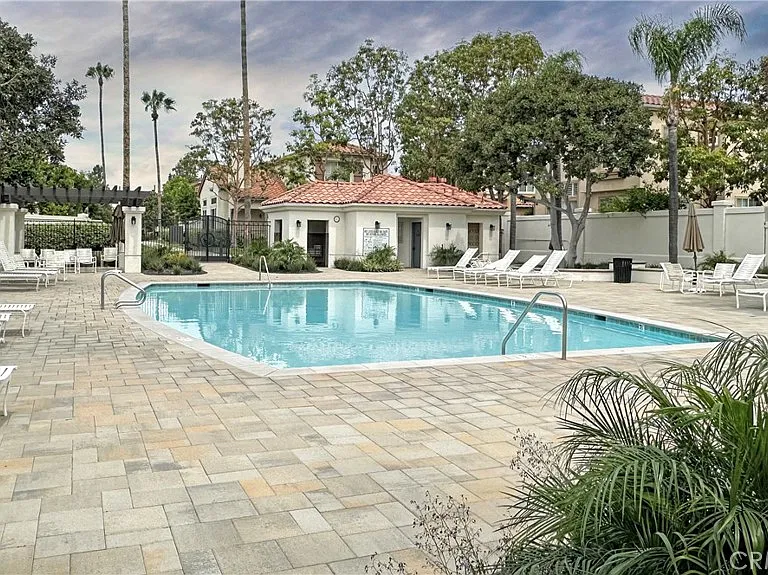 2971 W Bradley Pl — Photo 9