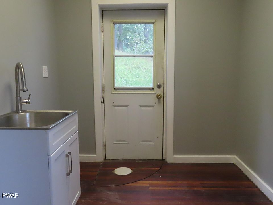 1207 Delaware Dr, Matamoras, PA 18336 MLS PW233195 Zillow