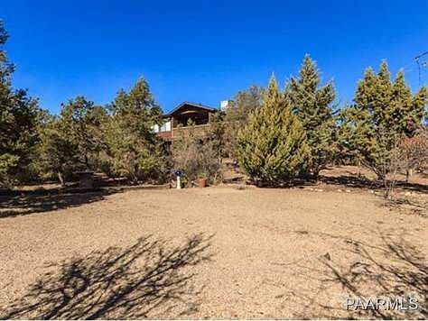 Level usable lot on cul de sac