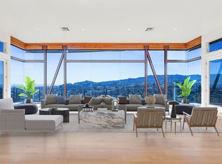 909 Stonehill Ln #A, Los Angeles, CA 90049