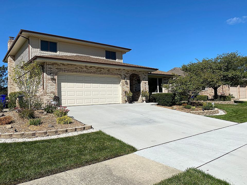 1st image of 12864 Parkside Dr