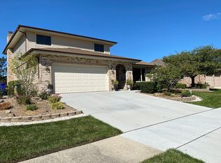 12864 Parkside Dr, Palos Park, IL 60464