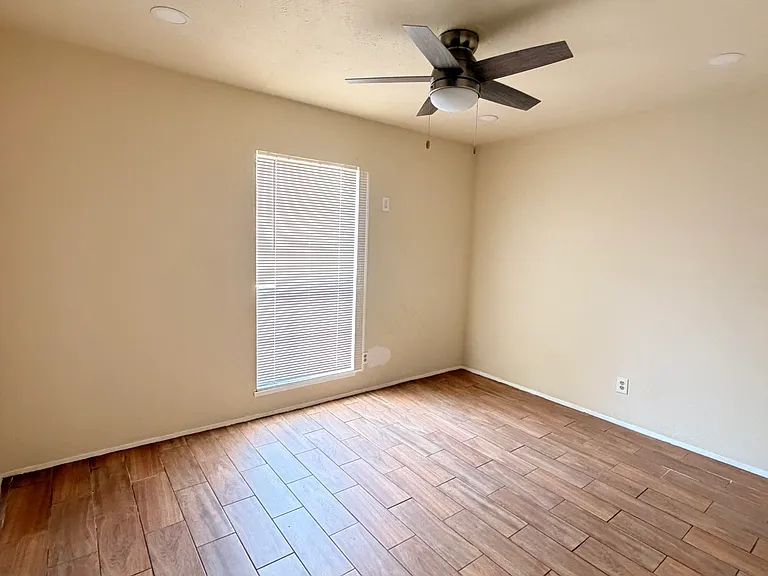 7327 Cave Dr — Photo 4