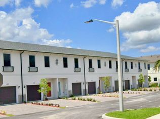 633 SW 11th St, Florida City, FL 33034