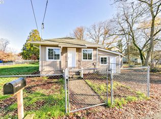 5712 SE 103rd Ave, Portland, OR 97266