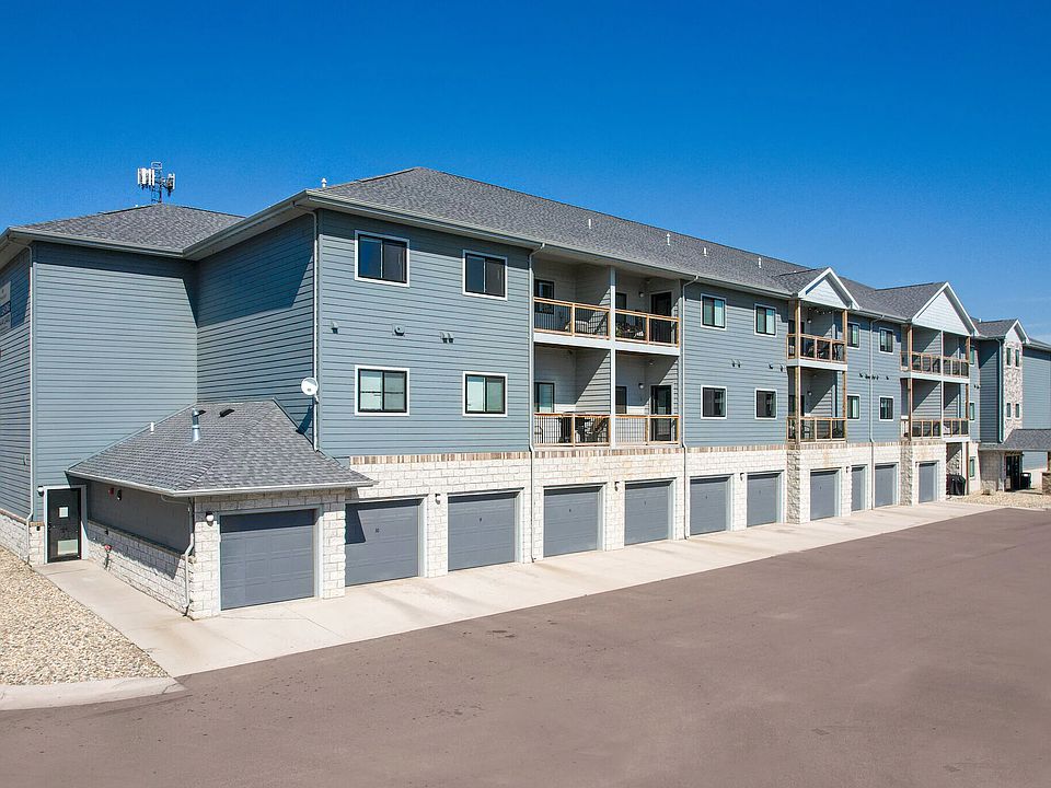 Building Photo 1