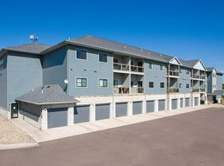 Westview Heights Apartments, Sioux Falls, SD 57106