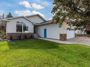 2308 E 52nd Ave, Lloydminster, AB T9V 2Z8