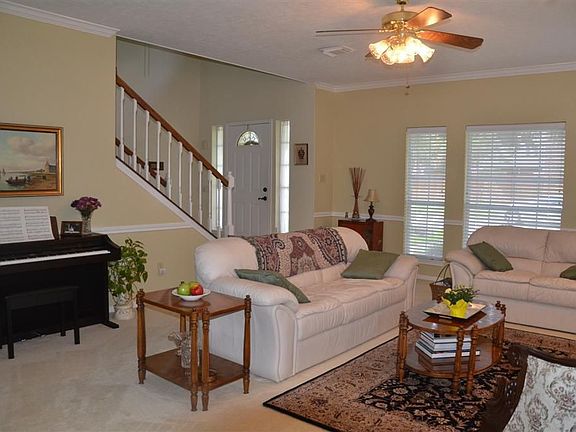 5th image of 9623 Emery Hill Dr