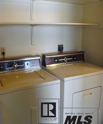 5th image of 22 Balsam Ct