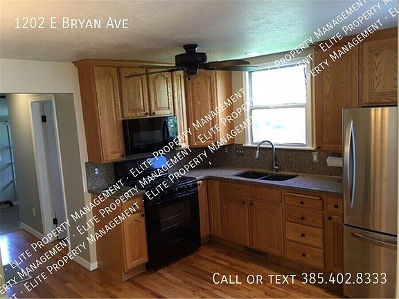 4th image of 1202 E Bryan Ave