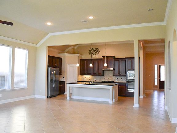 5th image of 2120 Lisboa Ln
