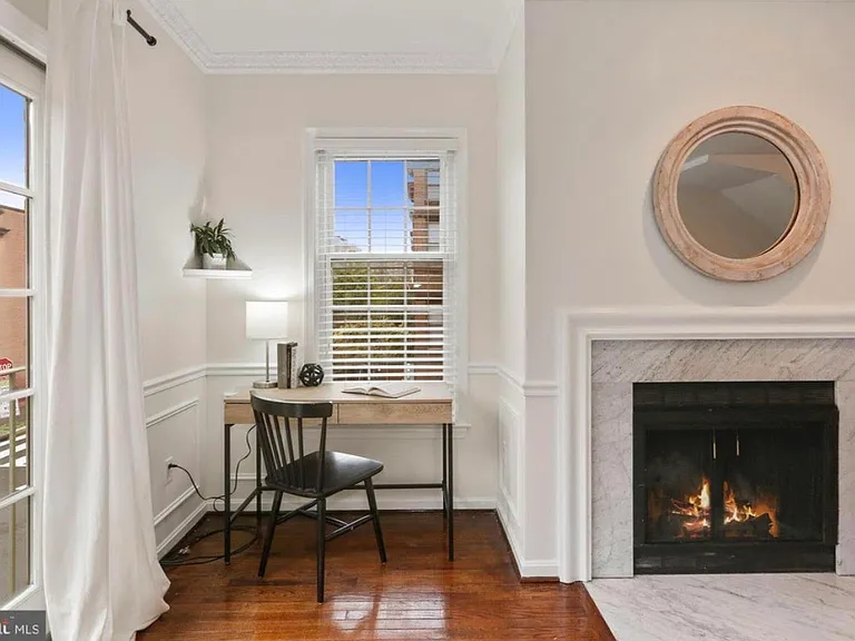1690 Euclid St NW #B — Photo 4