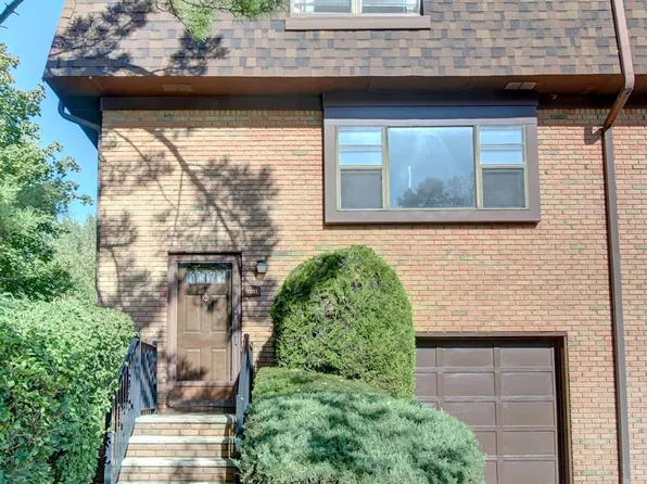 7201 Hana Rd, Edison, NJ 08817