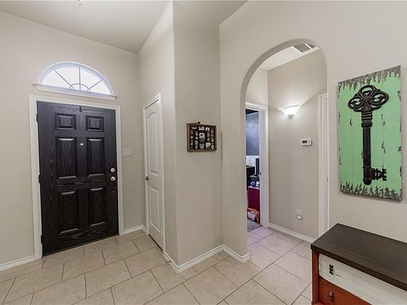 5th image of 3021 Hornbeam St