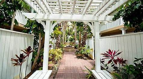 3rd image of 1325 Gulf Dr N #136