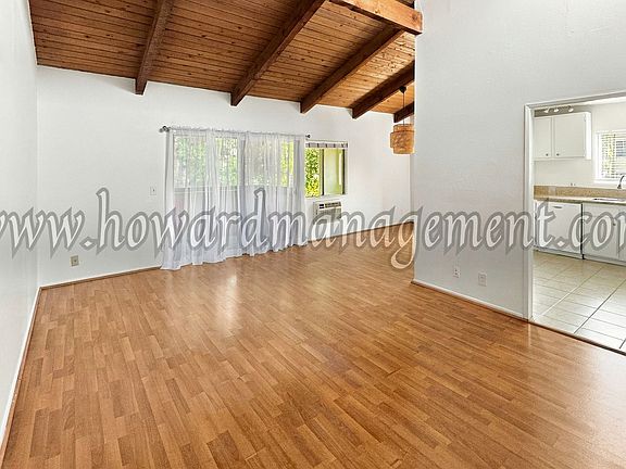 3rd image of 4915 Indian Wood Rd Unit 600