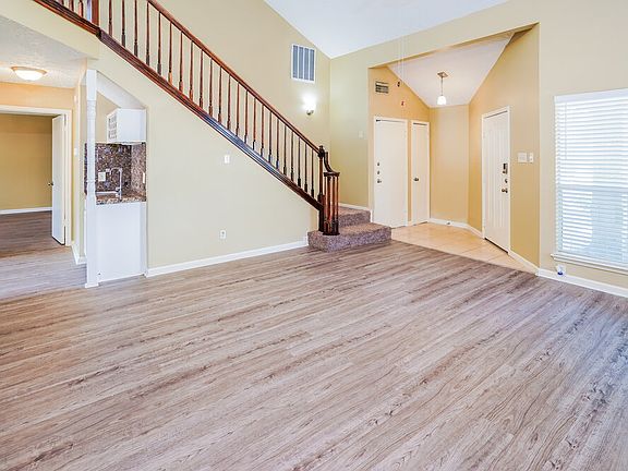 5th image of 18082 Garden Manor Dr