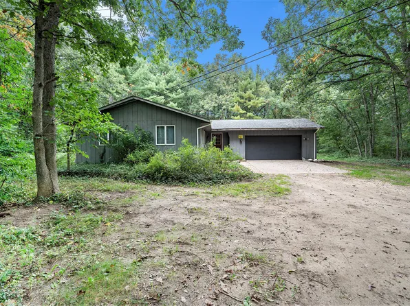 4839 132nd Ave, Hamilton, MI 49419
