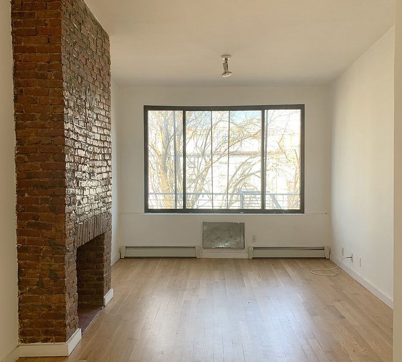 1st image of 375 Menahan St APT 3L