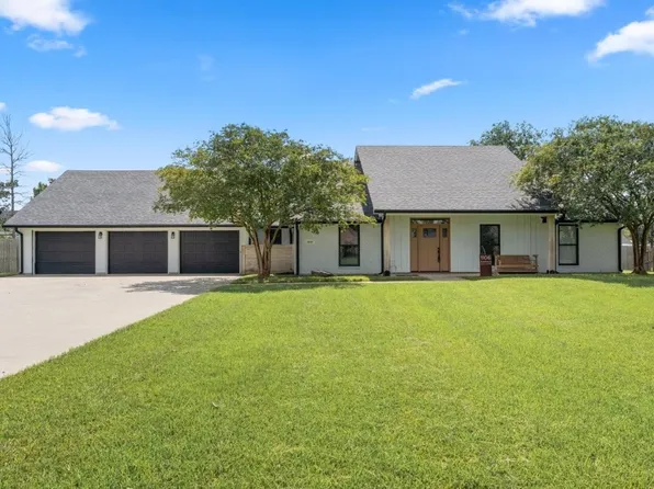 1106 Emerald Cut Ln, Lake Charles, LA 70611