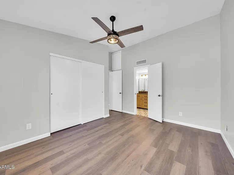 2845 E Tracy Ln #4 — Photo 9